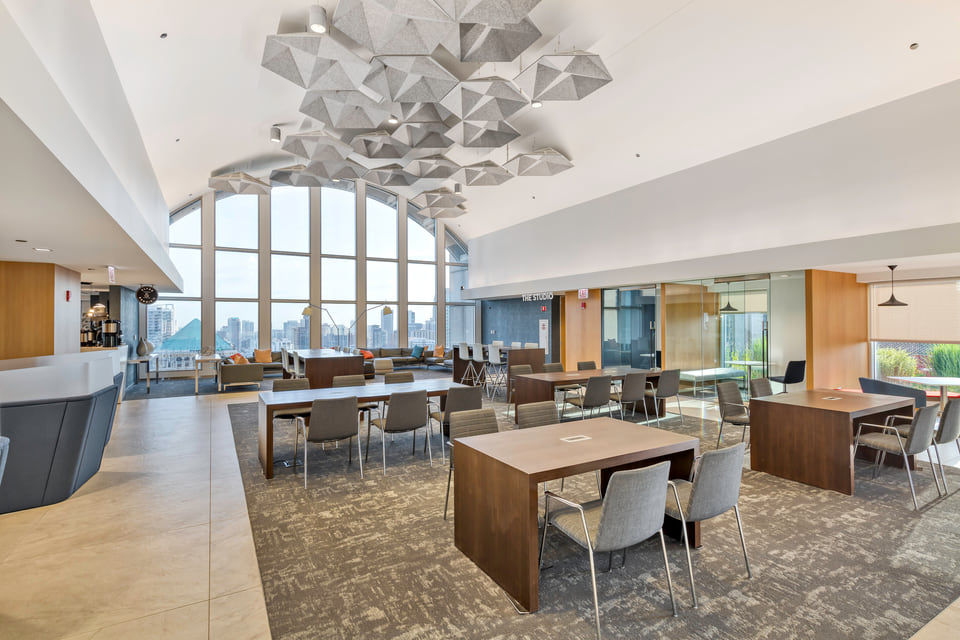 225 West Wacker — before virtual staging