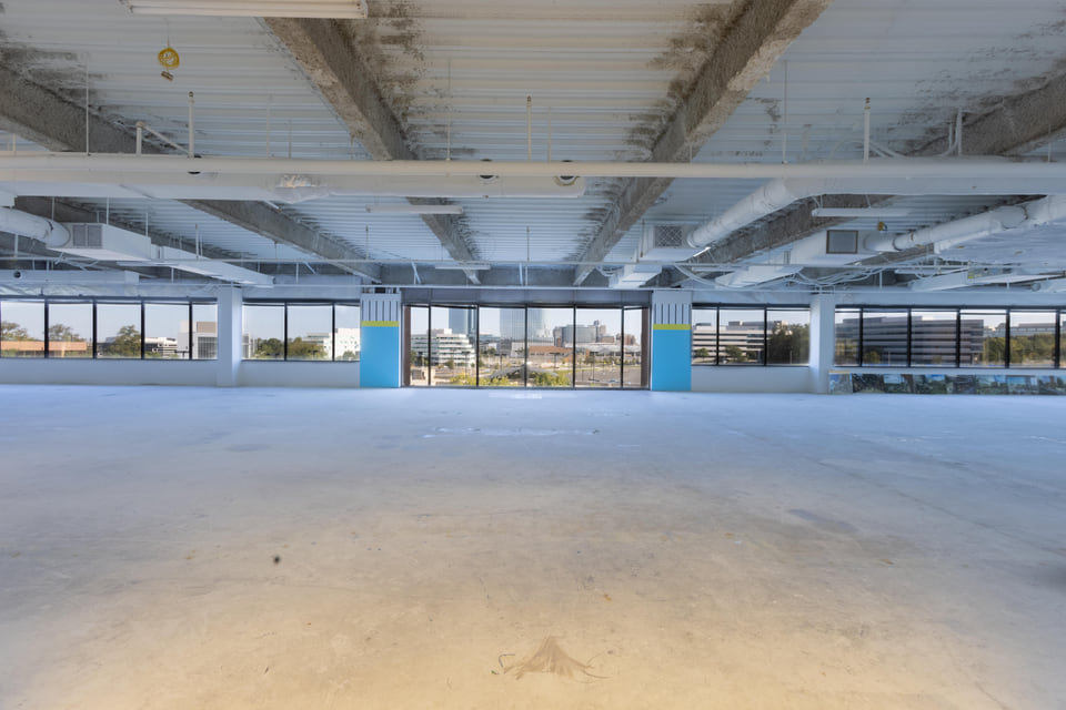 Halley Rise — before virtual staging